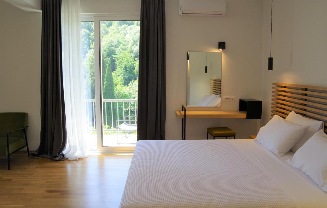 Theoxenia Hotel Andritsaina Exteriör bild