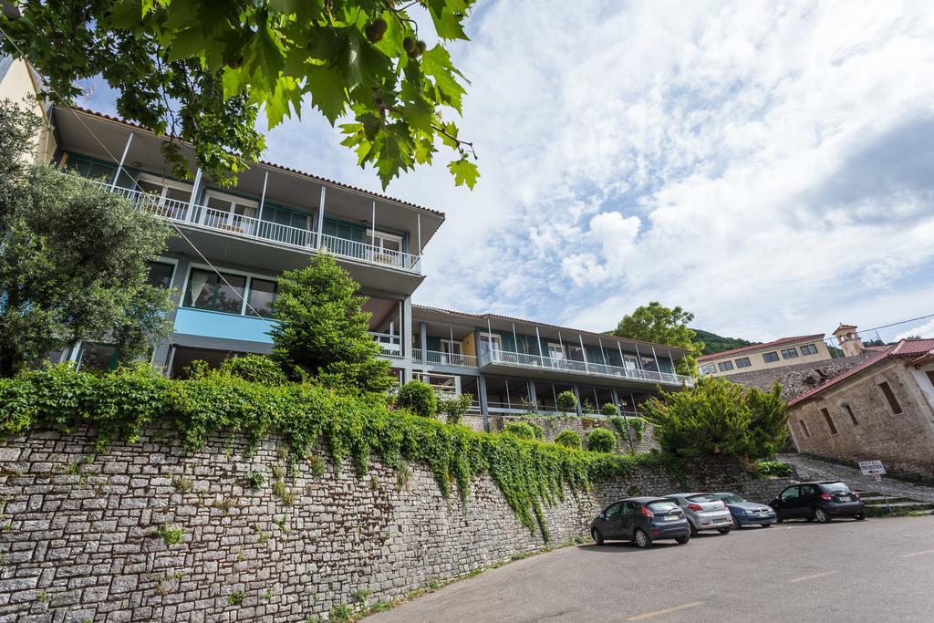 Theoxenia Hotel Andritsaina Exteriör bild
