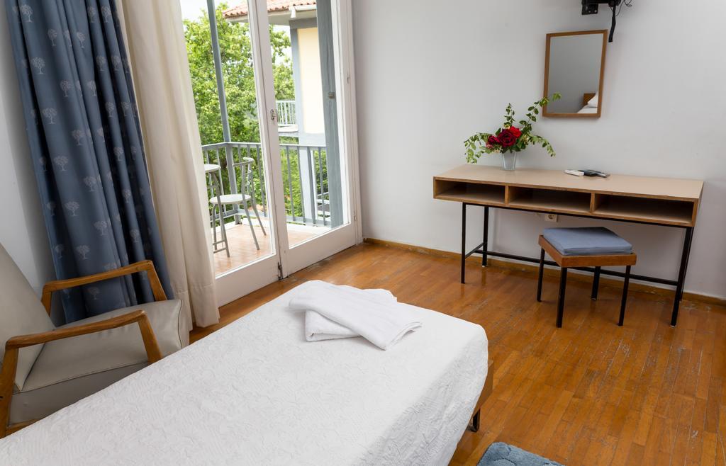 Theoxenia Hotel Andritsaina Exteriör bild